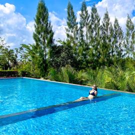 Lodge Moni Essara Kampot