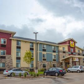 My Place Hotel-Davenport/Quad Cities, IA، فندق في دافنبورت