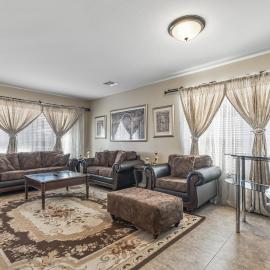 Entire Home in Surprise Downtown, Arizona