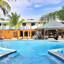 Treasure Island Beach Resort, khách sạn ở Olongapo