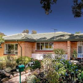 adelaide big group entire house 15 beds