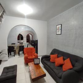 casa Huanuco hospedaje, хотел в Летисия
