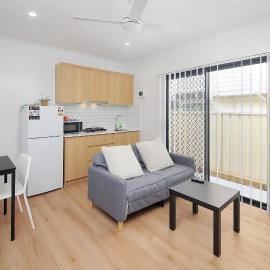 Modern Serene Studio with Free Parking & New Build, hotel a Kuraby