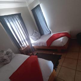 Santana 107, hotel en Margate