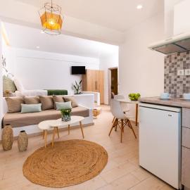 Evnia apartments, hotel Vóthonban