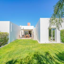 HideAway by MOJE Holiday, hotel in Porches