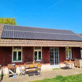 Das alte Backhaus auf dem Bio-Bauernhof