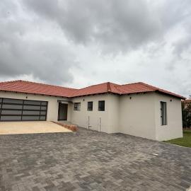 Elroi Estates