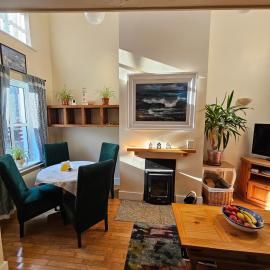 Cozy Cottage Cloghane, hotell sihtkohas Tralee