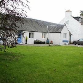 Ruthven House Holiday Cottages – hotel w mieście Kingussie