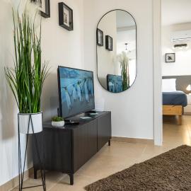 Stella & Rosie - Two Bedroom Apartment's by ELDI, Hotel in Pieta
