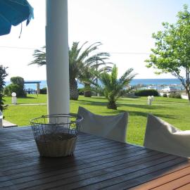 Seafront family house with garden - Possidi west beach