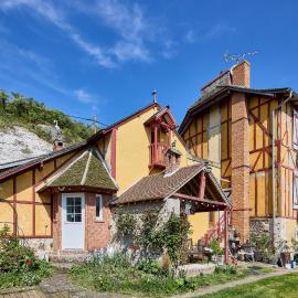 Les Papouz GIVERNY, hotel din Gommécourt