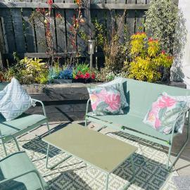 Seaview Cottage Bute, hotel in Ascog
