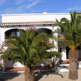 Villa Dagrum, hotelli kohteessa Es Grau
