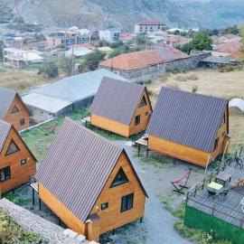 Guesthouse Elli & Cottages, khách sạn ở Kazbegi
