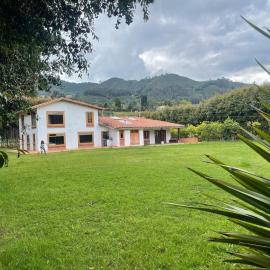Casa Rural All In - House with all Amenities-Barbecue, hotell i Tabio