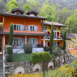 Cascina nel Bosco, hotel a Cannobio
