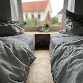 Bauwagen Villa Sweden, hotel em Rauenberg