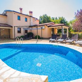 Villa Brigita, a beautiful villa close to the beach