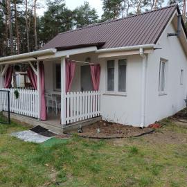 Domek nad jeziorem Sławskim Radzyń k Sława 250m od jeziora, hotel u gradu Radzyń