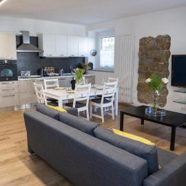 Alejlop Apartment, hotel in Gorizia