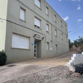 Hostal Restaurante el Cazador, hotel u gradu 'Nuévalos'