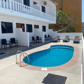 Hotel Rincón Madera, hotell sihtkohas Zihuatanejo