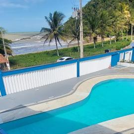 Cobertura de Frente Para o Mar e Piscina Village das Ondas, hotel in Piúma
