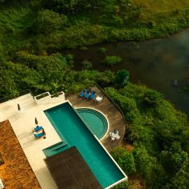 El Lugar Hotel & Nature Reserve Costa Rica: Tigre'de bir otel
