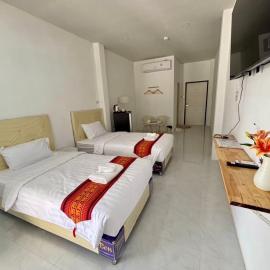 ไวท์เฮาส์กำแพงเพชร, hotel i Ban Tha Dua