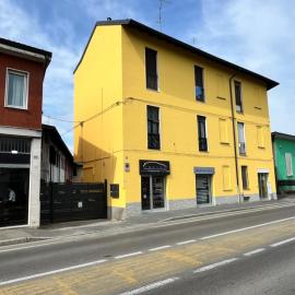 Room Saronno + B&B, hotel a Saronno