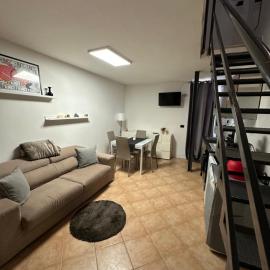REGINA ELENA Loft & Room self ceck-in
