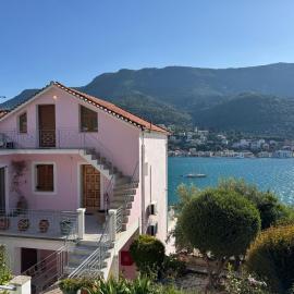 Port view Studios, hotel u gradu Vati