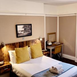 The Market Inn Hotel, hotel a Castle Douglas