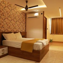 Viesnīca Marina Tower & Regency Changaramkulam pilsētā Edappāl