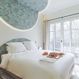 Divine Couture - Suite Montaigne