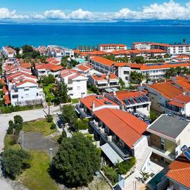 Twins House Hanioti 2 bedrooms 6 guests