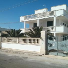 Dimora Liccisa, hotel em Torre Lapillo
