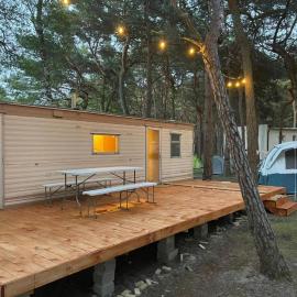 Your Camp Hel, hotel in Hel