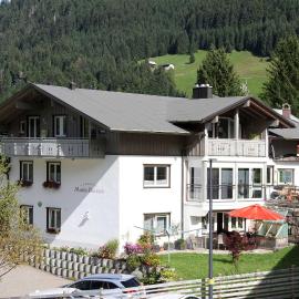 Landhaus Maria Theresia, hotelli kohteessa Hirschegg