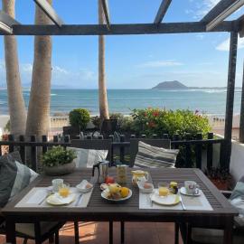 Villa René Beach
