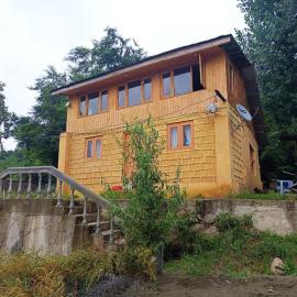 Himalayan Huts, Hotel in Srinagar