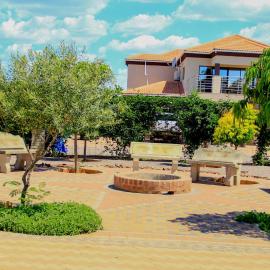 Tlokweng Rose Garden Guesthouse