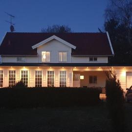 Landvetter Airport B&B and Parking, hotell i Härryda
