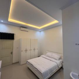 Backyard Guest House, hotel u gradu Banjar