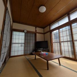 【小山駅徒歩7分】みんなで宅飲み！貸切一軒家ニシグチノイエ wifi有、銭湯近く