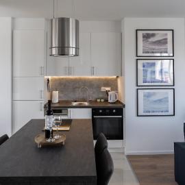 Studio apartment PANORAMA - Top Floor with the Best View in the City - Self Check-in 0-24