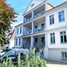 Hermann 17, hotel in Kühlungsborn