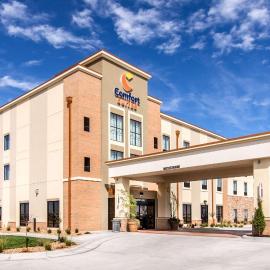 Comfort Suites Liberal North, hótel í Liberal